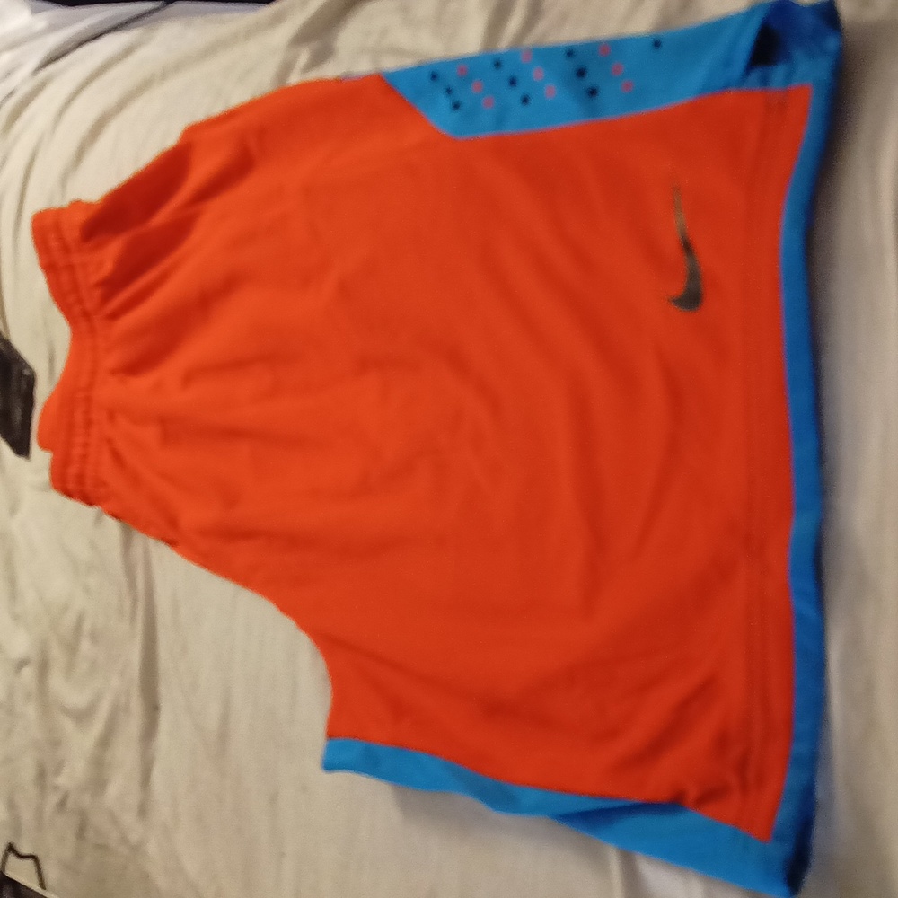 Large NWT Nike Orange and Blue Basketball Shorts